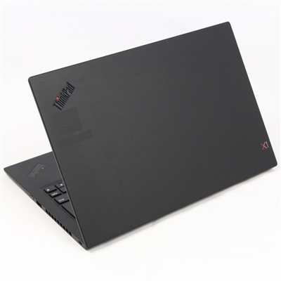 ThinkPad X1 Carbon (2019) / 14インチ / Core i5-8365U / 1.6GHz / 8GB / SSD 256GB