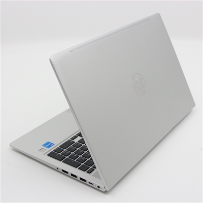 ProBook 450 G8 / 15.6インチ / Core i5-1135G7 / 2.4GHz / 16GB / SSD 512GB