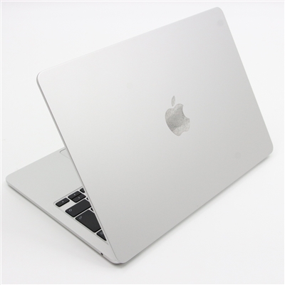 MacBook Air (M2, 2022) / Apple M2 / 16GB / SSD 512GB