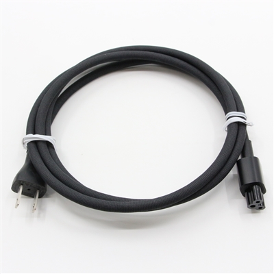 Mac Studio (2022) / 10コア Apple M1 Max / 64GB / SSD 4TB