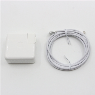 MacBook Pro (14-inch, Nov 2023) / M3 / 16GB / SSD 512GB