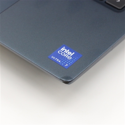Latitude 7350 / 13.3インチ / Core Ultra 7 165U / 最大4.9GHz / 32GB / SSD 1TB