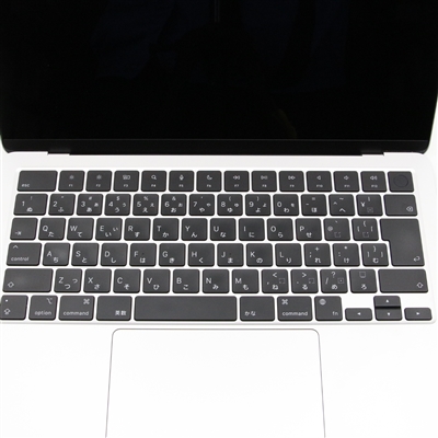 MacBook Air (M2, 2022) / Apple M2 / 16GB / SSD 512GB