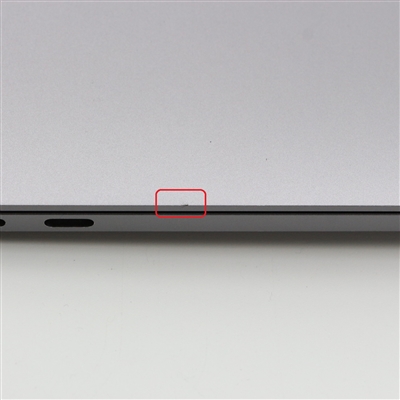 MacBook Pro (13-inch, M2, 2022) / M2 / 16GB / SSD 256GB