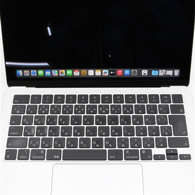 MacBook Air (M2, 2022) / Apple M2 / 16GB / SSD 512GB