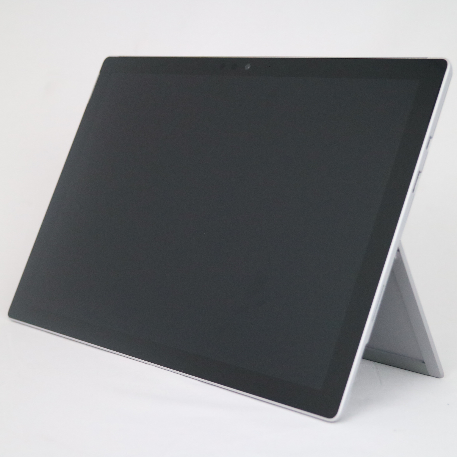 Surface Pro 6 / 12.3インチ / Core i5-8350U / 1.7GHz / SSD 128GB