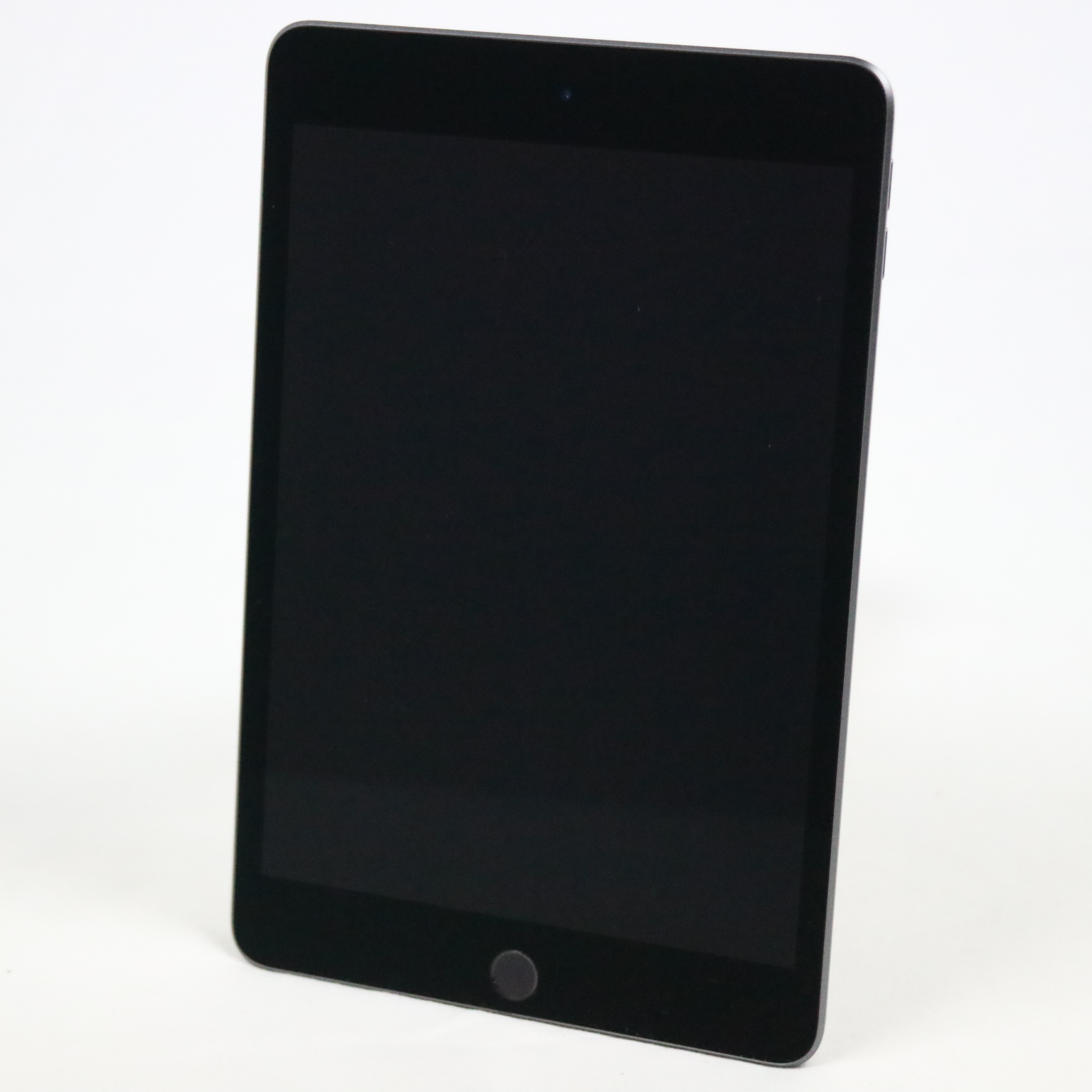 iPad mini (5th generation) / 64GB / 7.9-inch / スペースグレイ