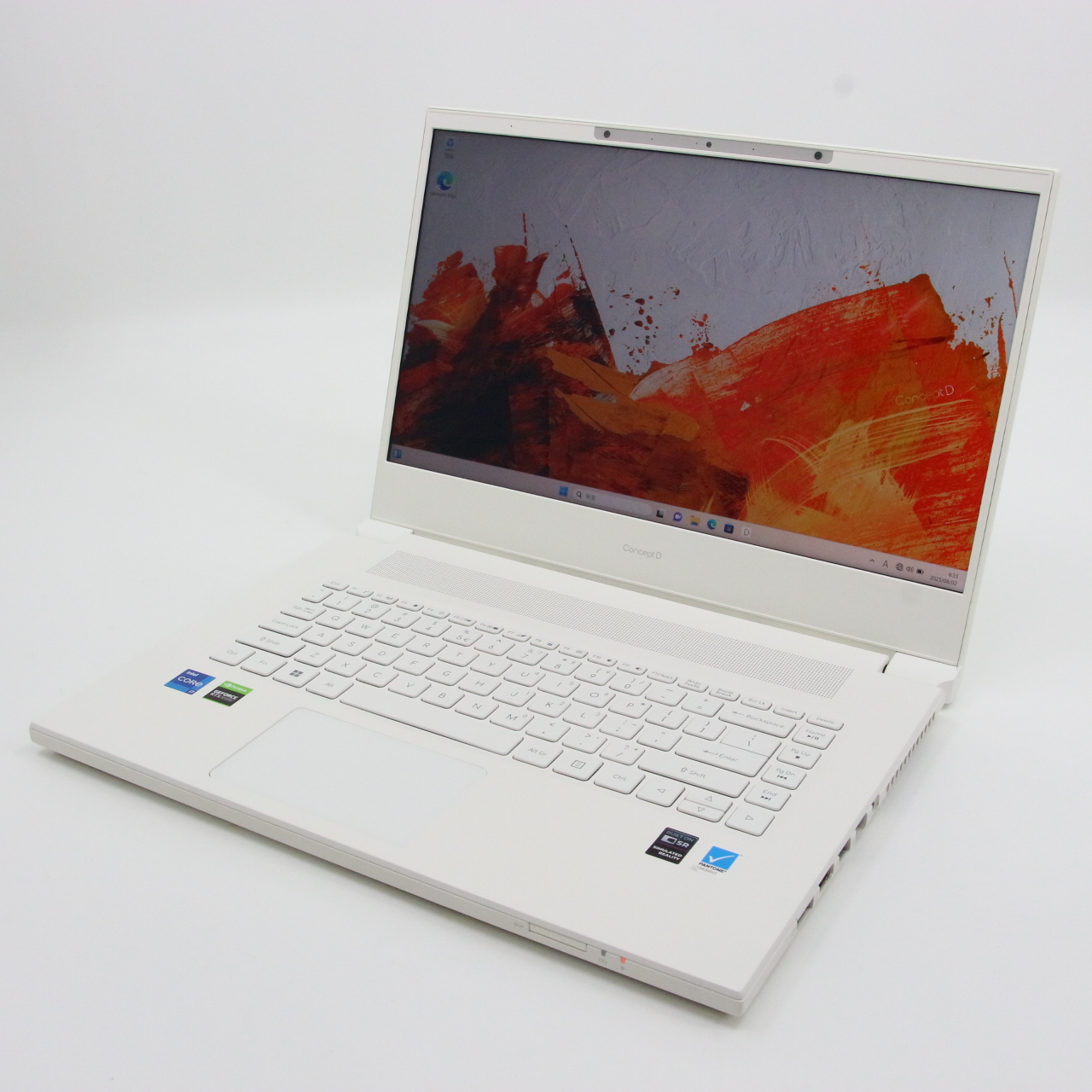 ConceptD 7 SpacialLabs Edition / 15.6インチ / 8コア Core i7-11800H / 最大4.6GHz / 64GB / SSD 1TB / 英字キーボード