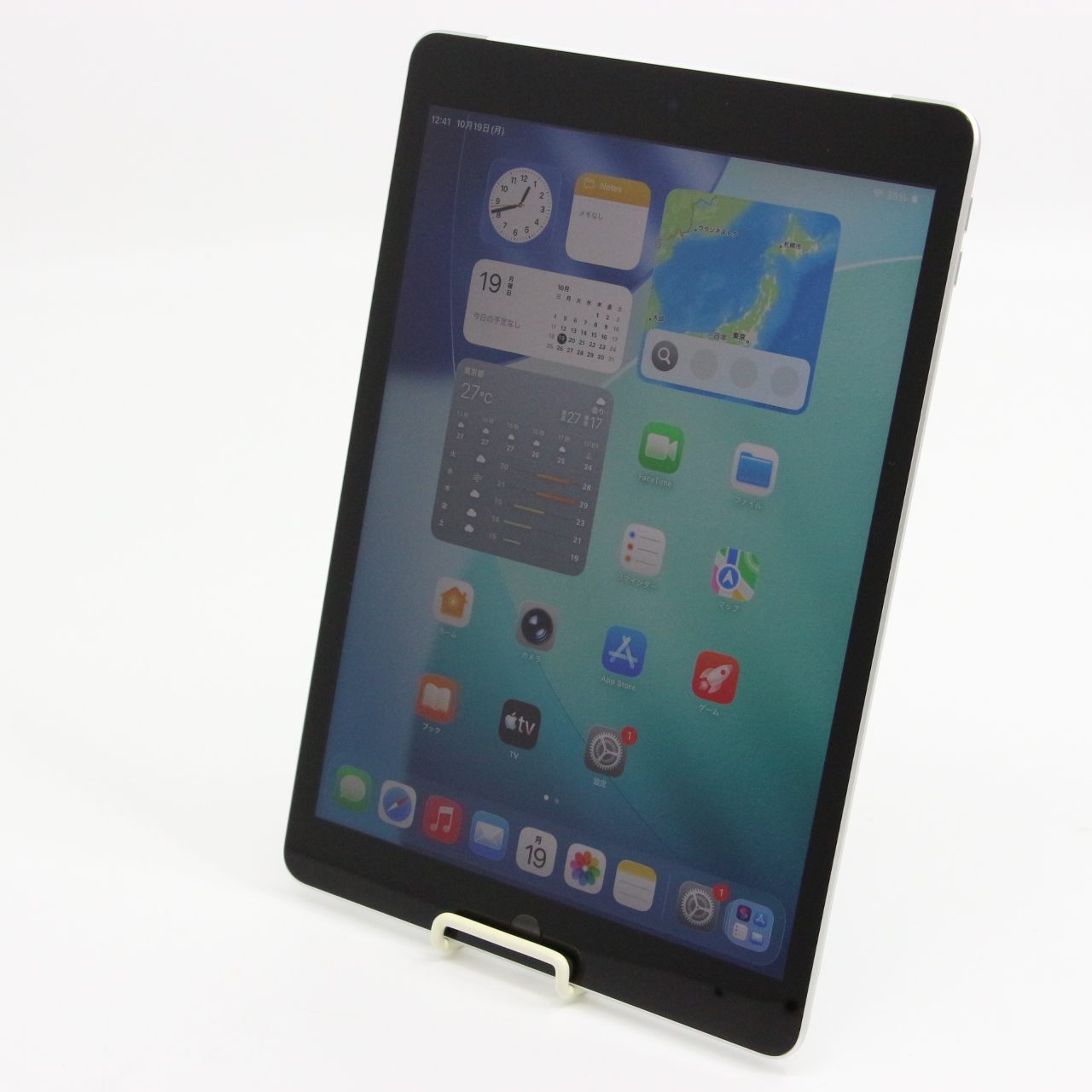 iPad (9th generation) Wi-Fi + Cellular / 64GB / 10.2-inch / シルバー