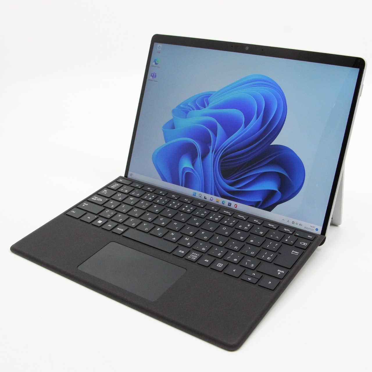 Surface Pro 8 LTE Advanced / 13インチ / Core i5-1145G7 / 最大4.4GHz / 16GB / SSD 256GB